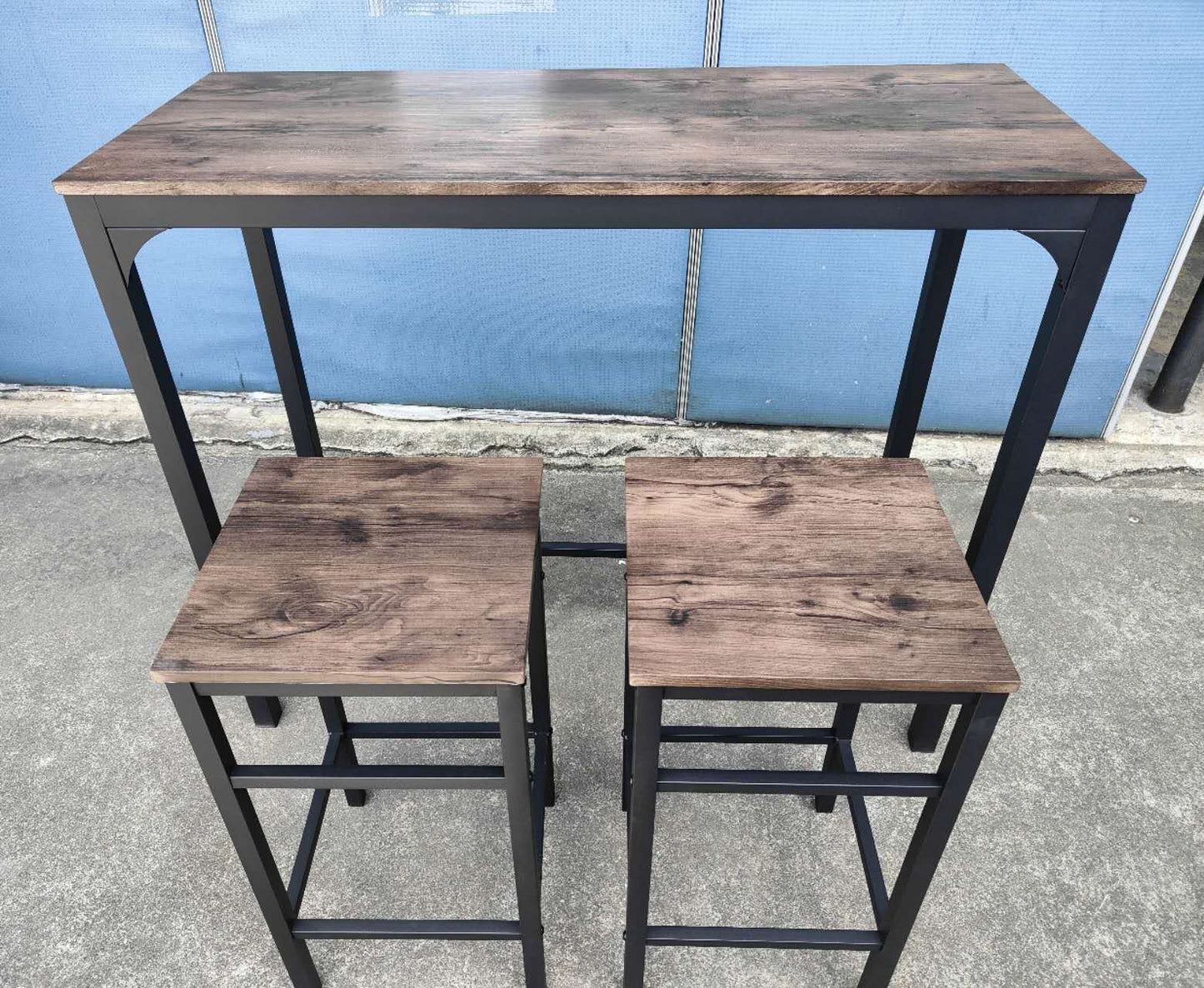 Bar Table With 2 Stools