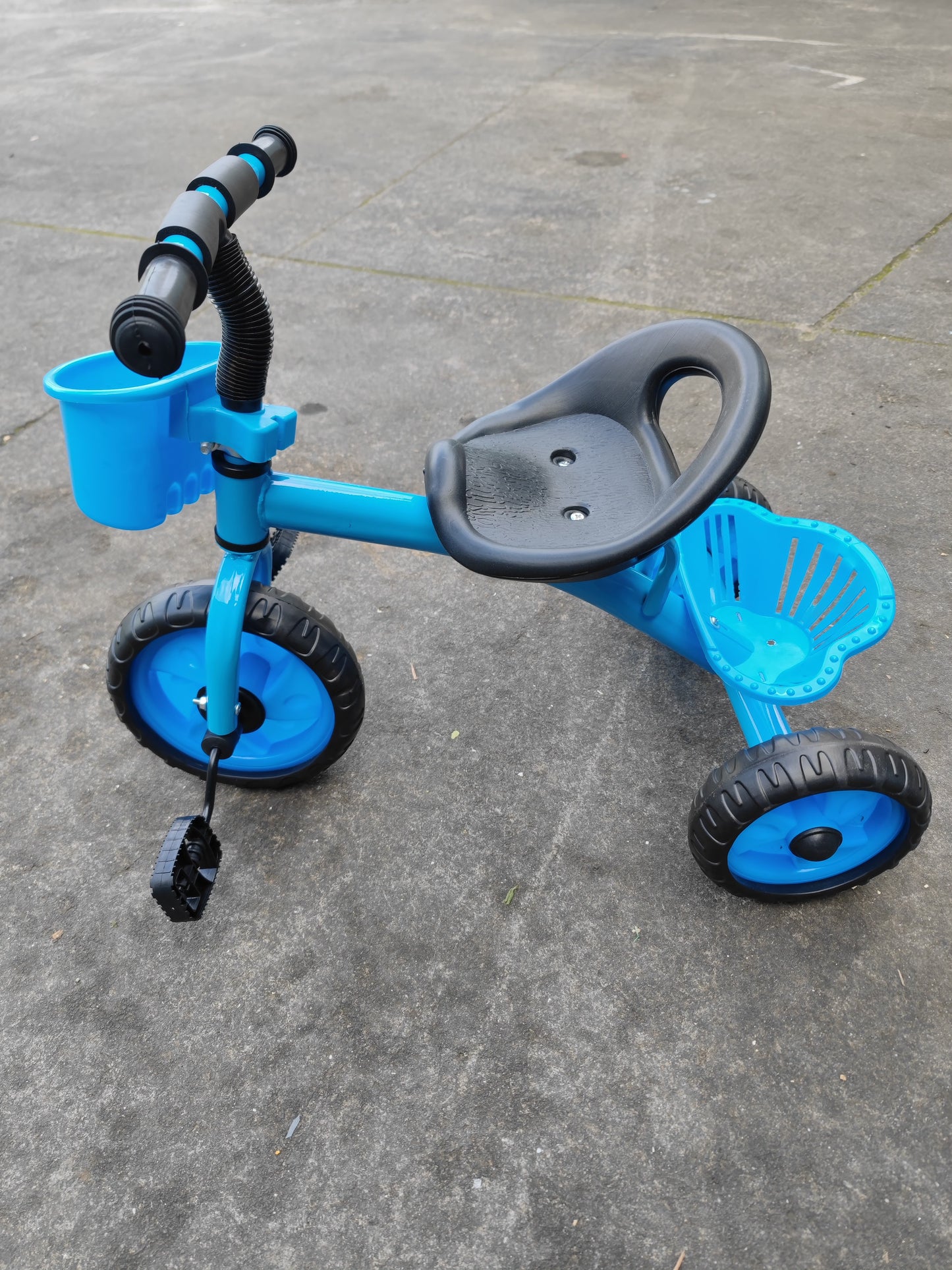 Brand New Tricycle Bike With Handle