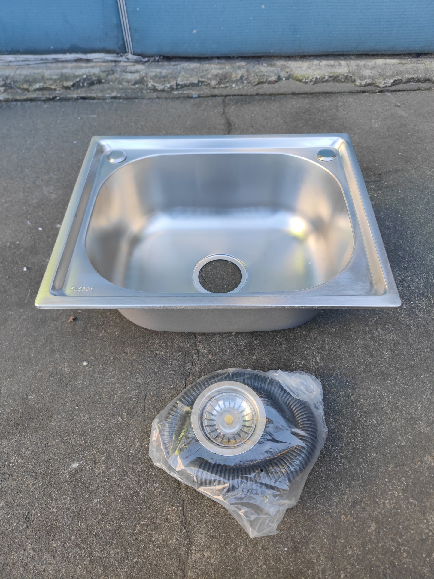 Stainless Steel Kitchen Sink