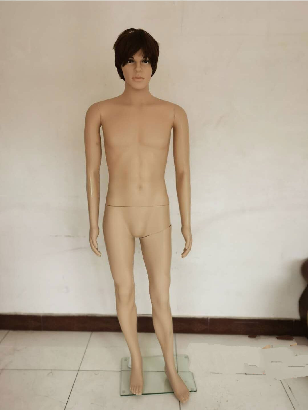 Mannequin with Wigs