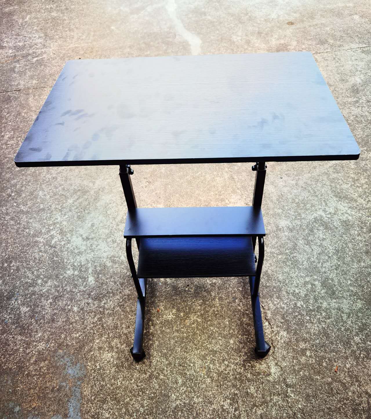 Portable Table with Wheels , Adjustable Table with Wheels